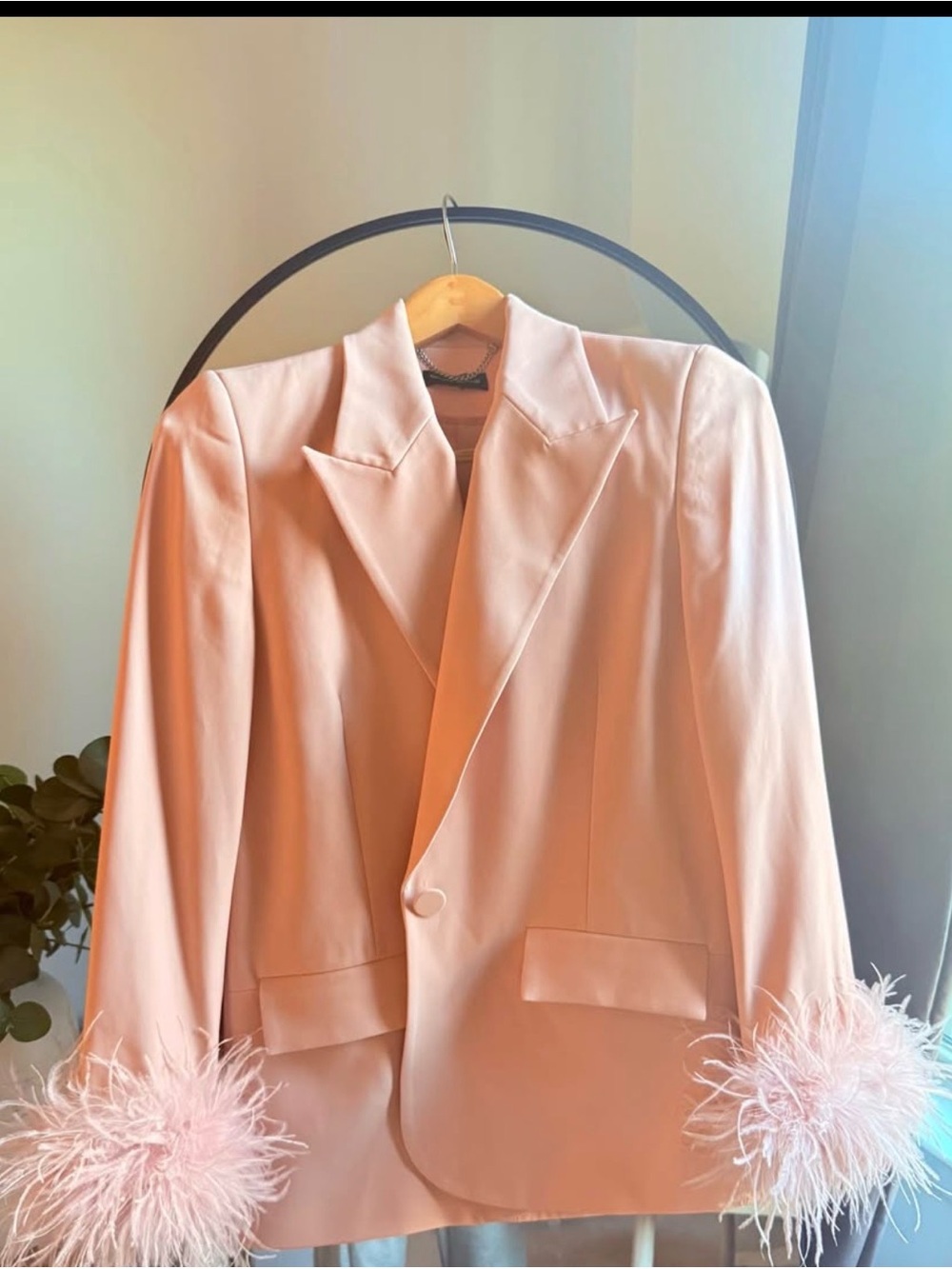 NADINE MERABI Blush Pink Feather-Cuff Blazer